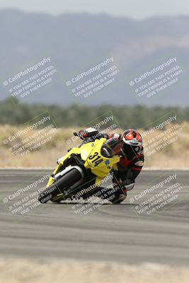 media/Apr-18-2025-CVMA Friday Practice (Fri) [[88baa45499]]/Racer 3/Session 5 (Turn 16)/